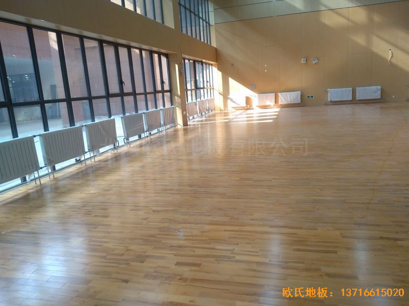 ɽ�|���u�����^(q��)�����С�W(xu��)�w���ذ尲�b����