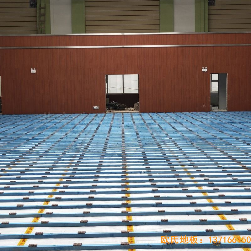 ɽ���x���ܴ�����С�W(xu��)�w���ذ���b����