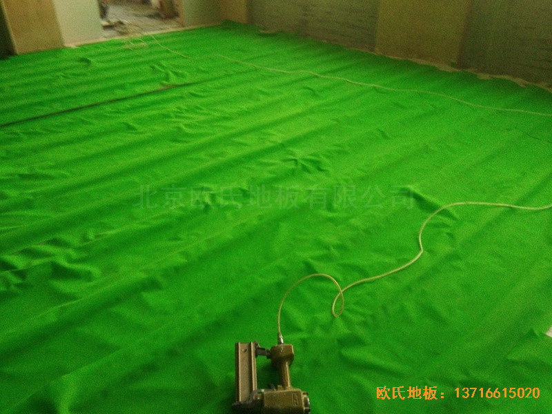 �R���w���赸�W(xu��)У�w��ľ�ذ���O(sh��)����2