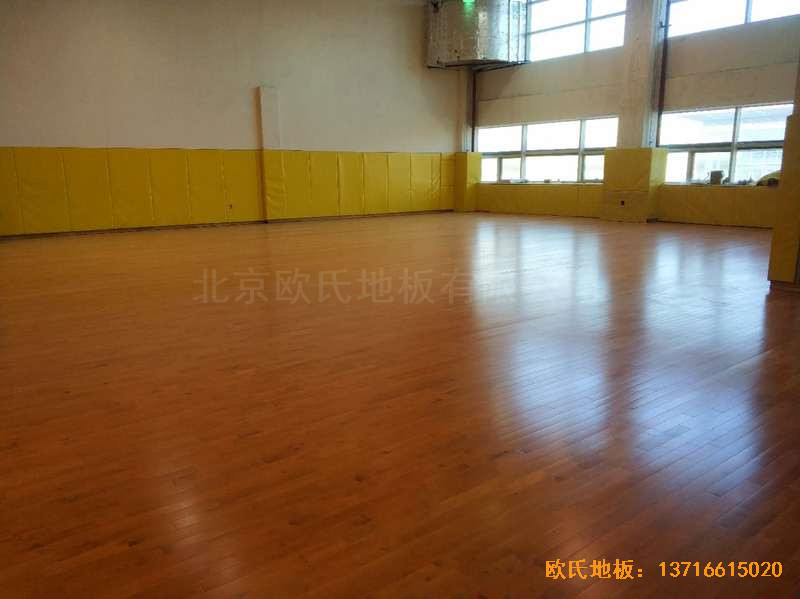 �|���w����Ů��ɢ���^�w���ذ���O(sh��)����3