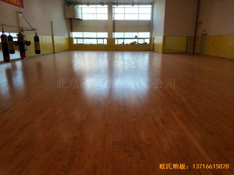 �|���w����Ů��ɢ���^�w���ذ���O(sh��)����4