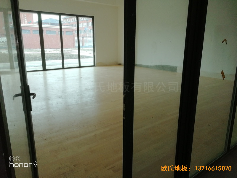 �Ϻ��ɽ��^(q��)��ɽ�(zh��n)���w�����w��ľ�ذ���O(sh��)����1