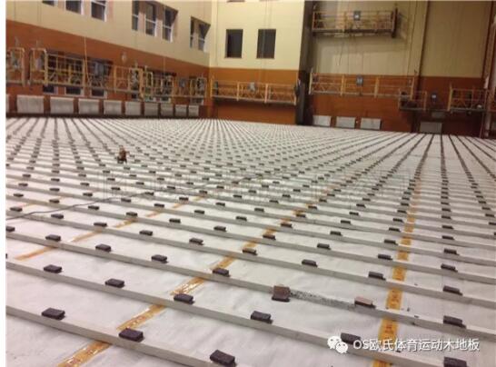 中國(guó)人民銀行玉樹(shù)藏族自治州中心支行籃球館木地板案例 中國(guó)人民銀行玉樹(shù)藏族自治州中心支行籃球館木地板案例