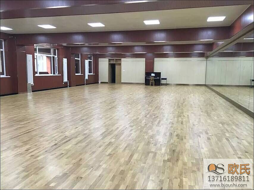 �赸��ľ�ذ山�������WУ���b����