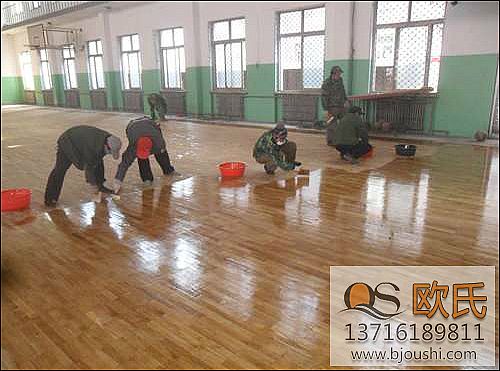 �ͻ��۰��������ˮ������֮�g��ʲô�^(q��)�e��